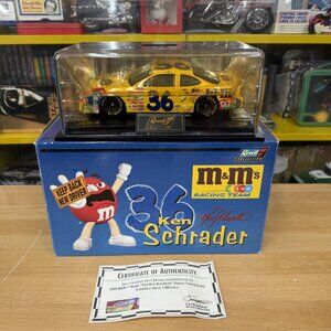 2000 Ken Schrader M&M's Pontiac Grand Prix Keep Back New Driver Revell 1:24